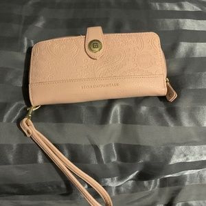 Wristlet